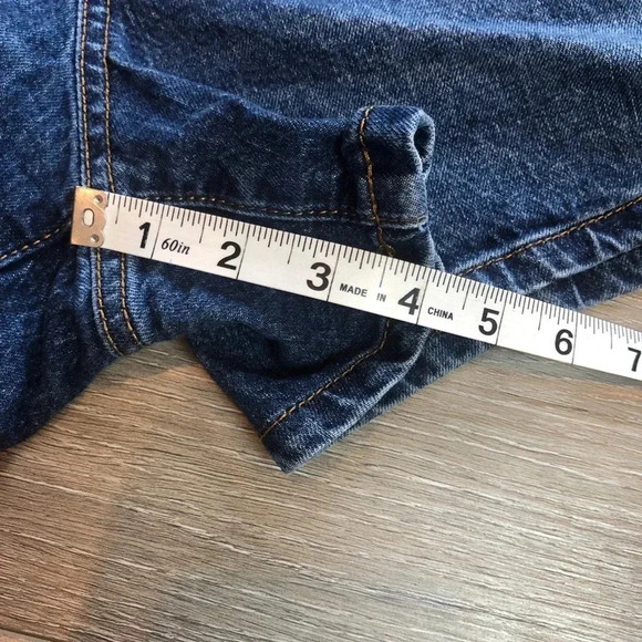 Isabel Maternity By Ingrid & Isabel Over The Belly MIDI Jean Shorts Size Medium - Picture 5 of 13